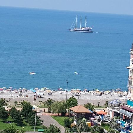 Apt Khimshiashvili 11 Appartamento Batumi Esterno foto