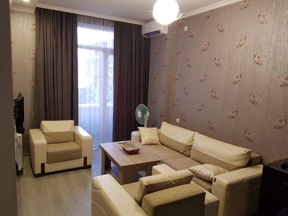 Apt Khimshiashvili 11 Appartamento Batumi Esterno foto
