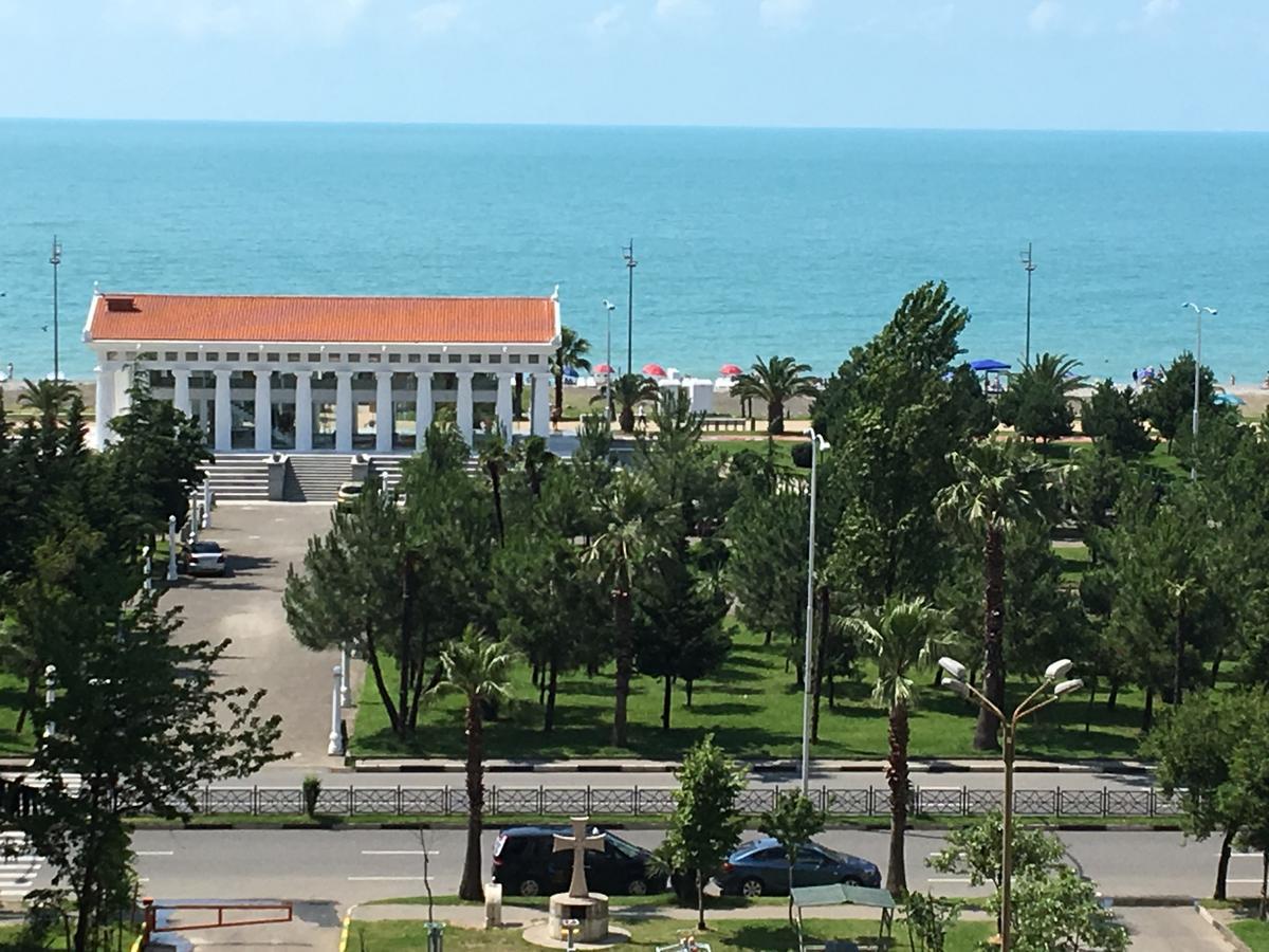 Apt Khimshiashvili 11 Appartamento Batumi Esterno foto